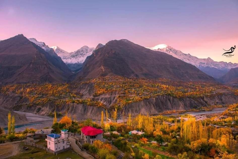 Backpackers Stories By Old Hunza Inn Karimabad  外观 照片